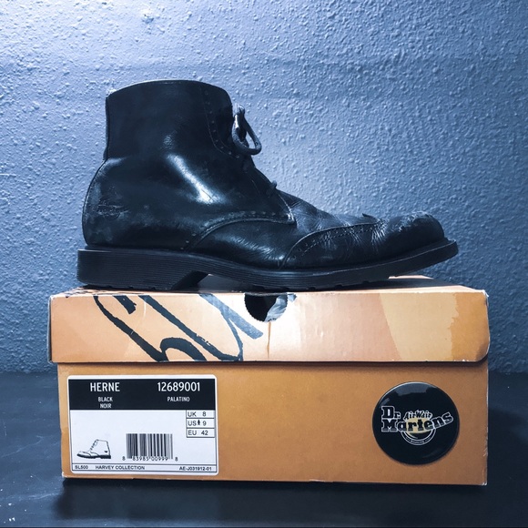 Dr Martens Herne Black Brogue Boot Men’s 9